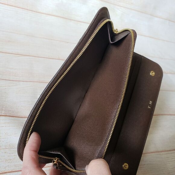 Louis Vuitton Large Damier Brown Wallet Entrupy Authentication included - Picture 11 of 16